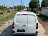 Peugeot Partner-13