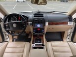 Volkswagen Touareg-13