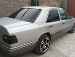 Mercedes E 220-4