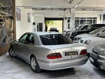 Mercedes E 220-7