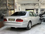 Mercedes E 220-12