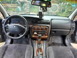Opel Omega-8