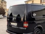Volkswagen Caravelle-2