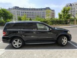 Mercedes GL 550 4MATIC-6