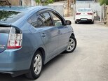 Toyota Prius-4