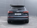 Audi Q7-4