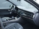 Audi Q7-21