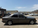 Mercedes 190-5