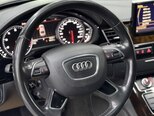 Audi A8-17