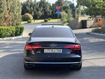 Audi A8-7