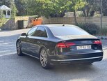 Audi A8-8
