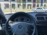 Mercedes E 320-17