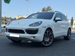 Porsche Cayenne-1