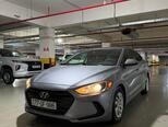 Hyundai Elantra-3