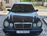 Mercedes E 230-1