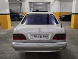 Mercedes E 320-7