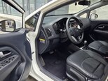 Kia Rio-12
