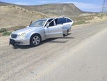 Mercedes E 200-5