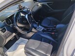 Hyundai Elantra-4