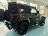 Land Rover Defender-4