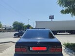 Mercedes E 270-2