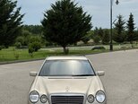 Mercedes E 200-1