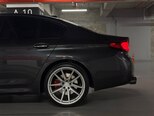 BMW 530e-11
