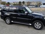 Mitsubishi Pajero-3