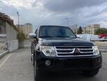 Mitsubishi Pajero-5