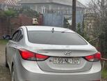 Hyundai Elantra-9
