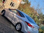 Hyundai Elantra-10