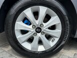 Hyundai Accent-16