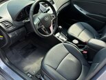Hyundai Accent-10