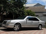 Mercedes E 240-2