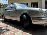 Mercedes E 240-3