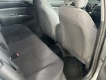 Toyota Prius-11