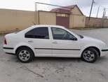 Volkswagen Bora-2