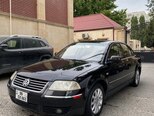 Volkswagen Passat-8