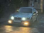BMW 318-1