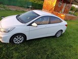 Hyundai Accent-2