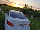 Hyundai Accent-11