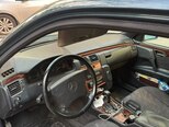 Mercedes E 220-4