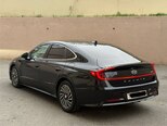 Hyundai Sonata-6