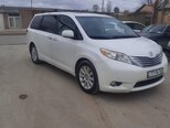 Toyota Sienna-6