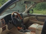 Toyota Land Cruiser-7