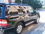 Toyota Land Cruiser-11