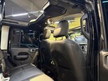 Jeep Wrangler-15