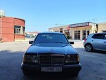 Mercedes 220 E-2