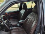 Mercedes 220 E-12