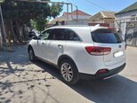 Kia Sorento-3